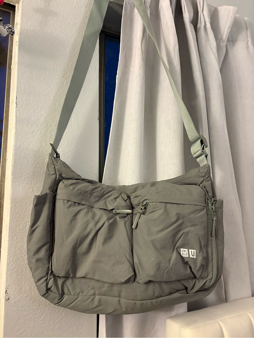 UNIQLO Light Olive Green Nylon Shoulder Bag - Picture 2 of 4